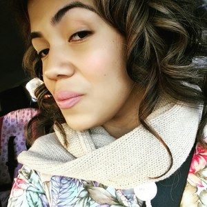 Meet your Posher, April