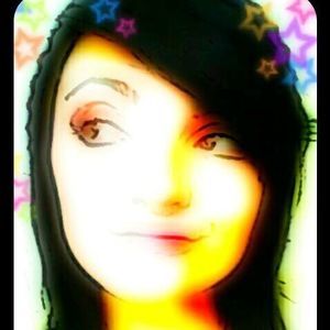 Meet your Posher, Angie