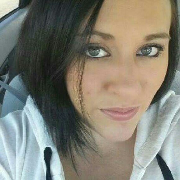 Meet your Posher, Rebecca