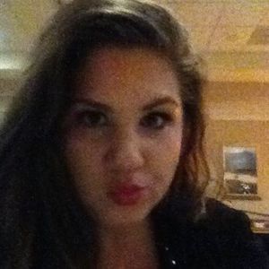 Meet your Posher, Melanie