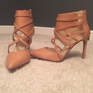 Tan Nine West Pointed Toe Heels