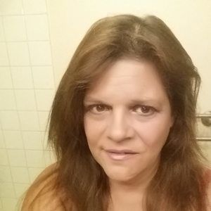 Meet your Posher, Suzanne