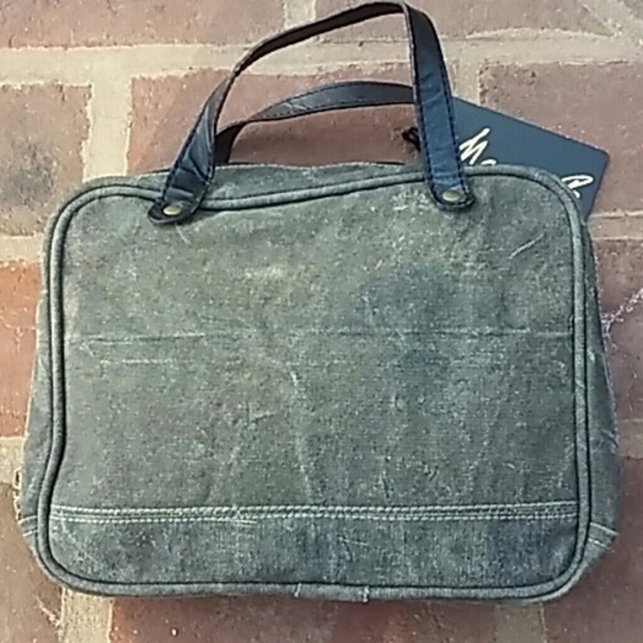 *SOLD OUT* Up-Cycled Mona B Cosmetic Bag - Picture 3 of 4