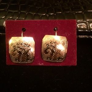 French hook?      Flash sale!