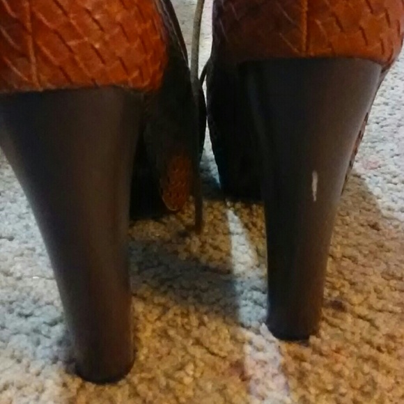 Leatherette platform booties - Picture 3 of 3
