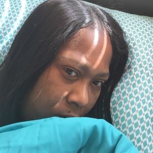 Meet your Posher, Constance