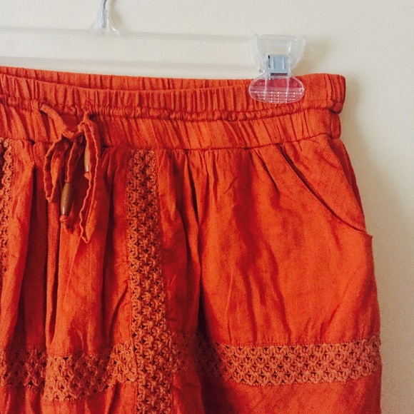 Skirt - Picture 2 of 3