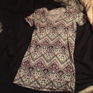 Victoria Secret V- Neck 🎀