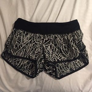 LULULEMON abstract shorts