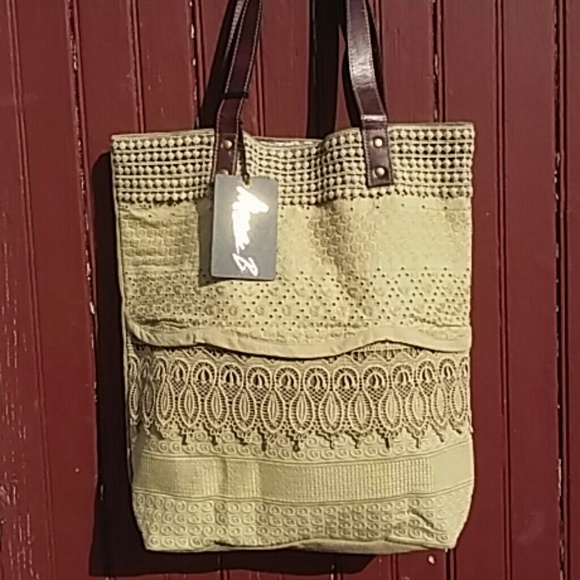 *Currently Out of Stock*Up-Cycled Mona B Lacy Tote - Picture 3 of 4