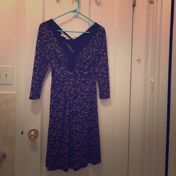 Floral feather pattern work teacher dress