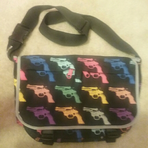 hot topic messenger bag