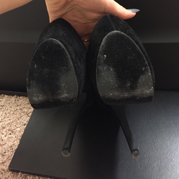 Pumps - Picture 2 of 3