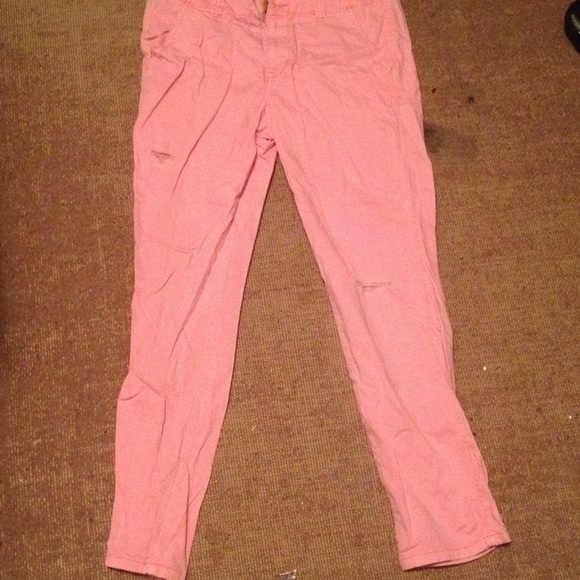 Pink stretch American eagle jeans