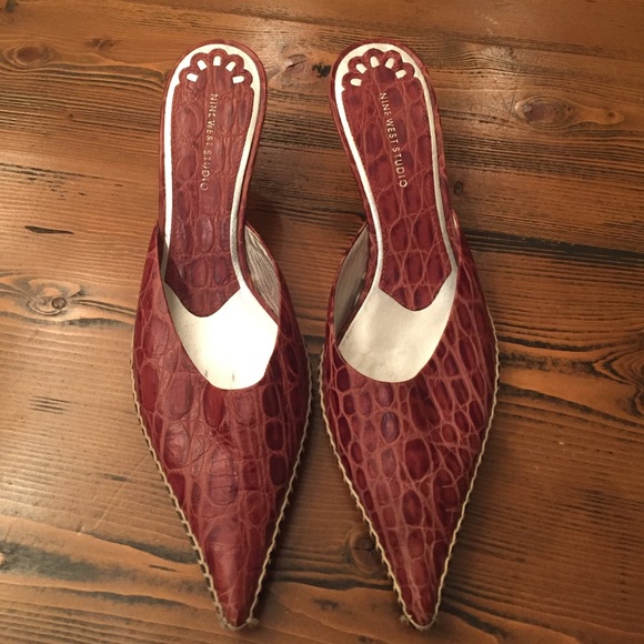 Nine West snake skin kitten heels