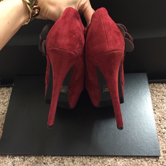 Booties - Picture 4 of 4