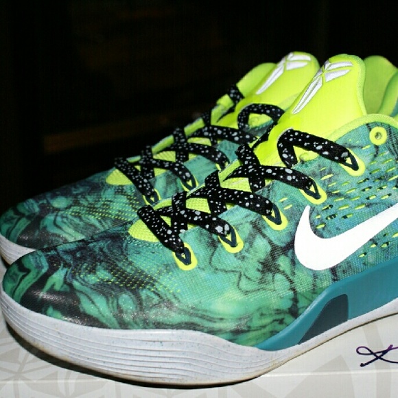 Kobe - Picture 3 of 4