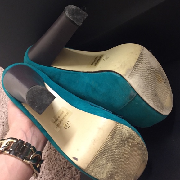 Booties - Picture 3 of 4