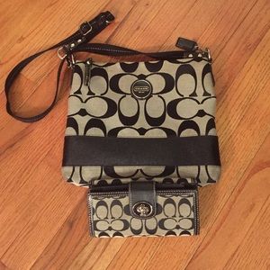 Coach Cross Body Purse and Wallet