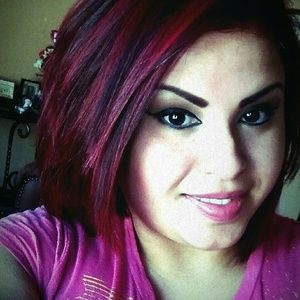 Meet your Posher, Vanessa