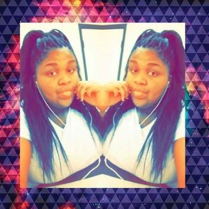 Meet your Posher, Symone