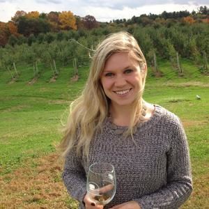 Meet your Posher, Kelly