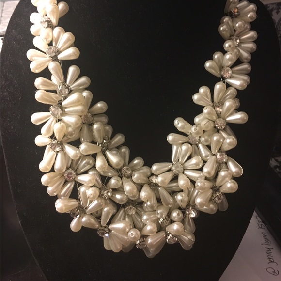 Floral Faux Pearl and Rhinestone Collar
