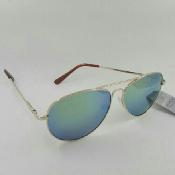Accessories - Aviator style Unisex sunglasses