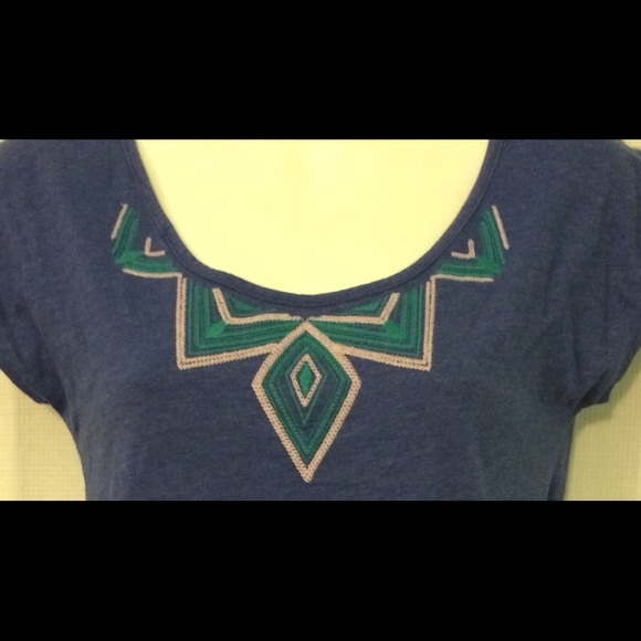 Mossimo shirt - Picture 3 of 3