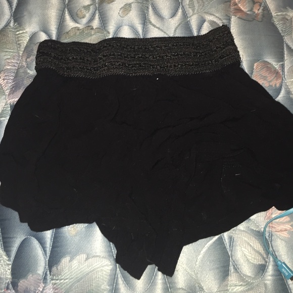 CUTE DRESSY SHORTS WITH WAISTBAND