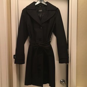Ellen Tracy Black 3-button Trench Coat