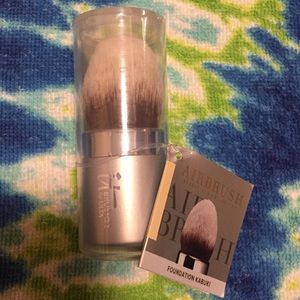 IT BRUSH ULTA AIRBRUSH FOUNDATION KABUKI BRUSH