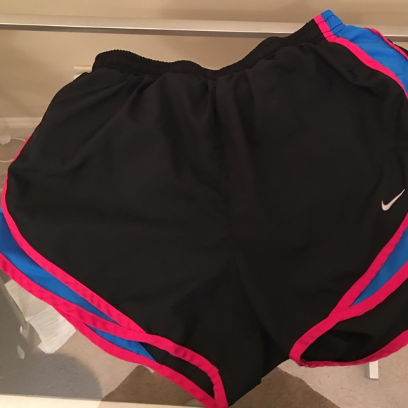 Nike tempo M shorts