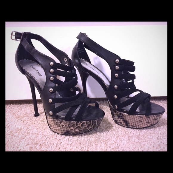 👠 Bebe Black Strapped Stilettos
