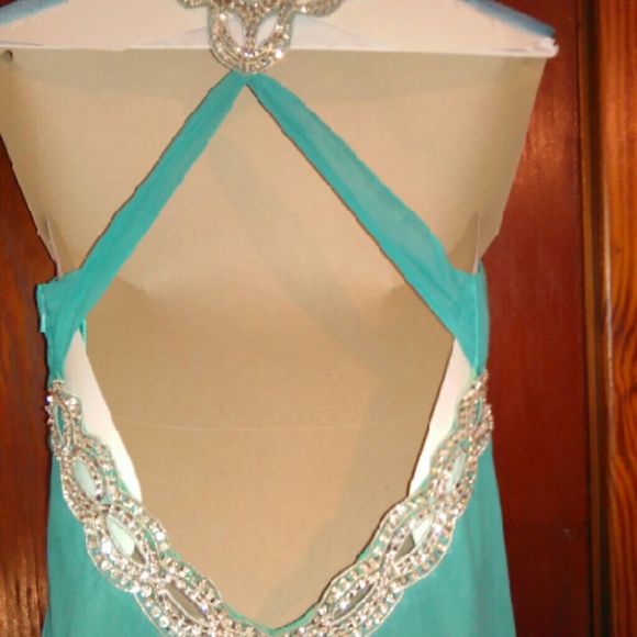Prom dress - Picture 3 of 4