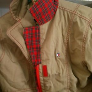 ~CALIFORNIA BEACH WALK...HAUTE Hilfiger jacket~~~