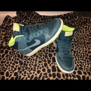 Women's Nike Dunk 543242-300