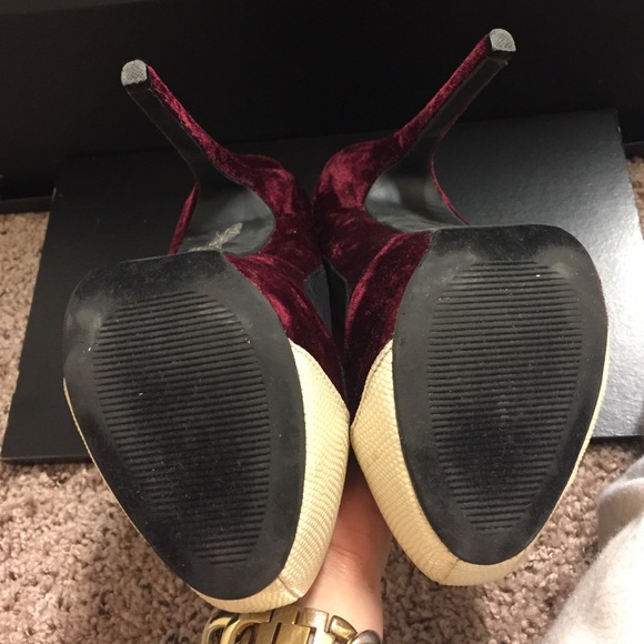 Heels - Picture 2 of 4