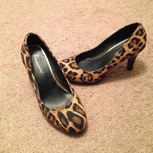 Leopard printed high-heels.