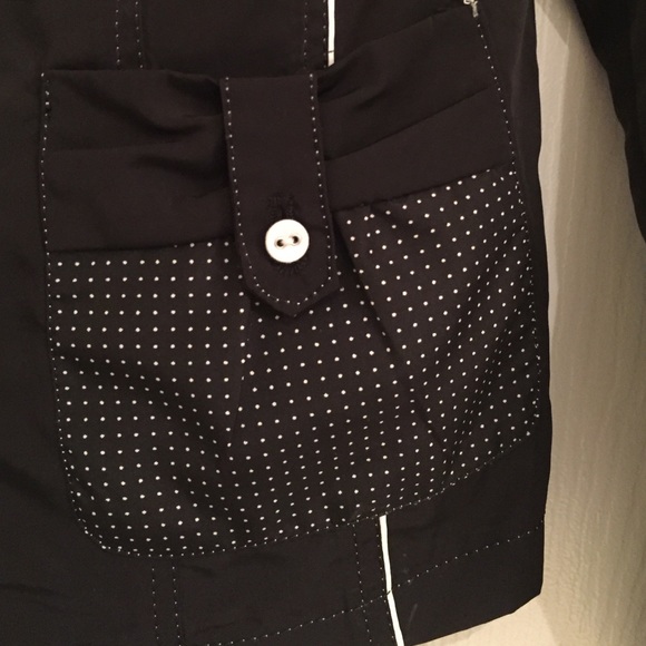 Alison Sheri Lightweight Jacket - Picture 4 of 5