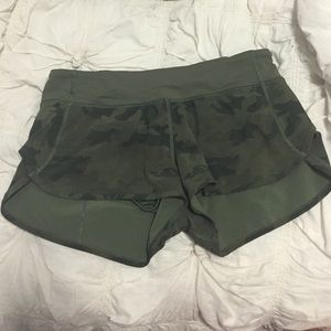 Lulu camo shorts barely worn!