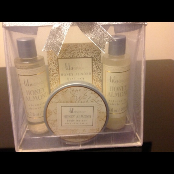 Beautiful Lila Grace gift Set