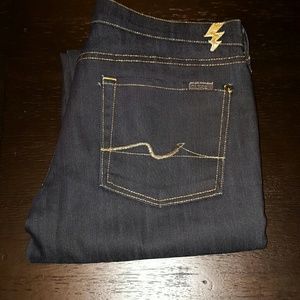 Women's 7 FOR ALL MANKIND STRAIGHT LEG JEANS SZ 32