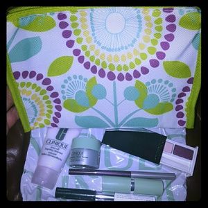 CLINIQUE 7 PIECE SET
