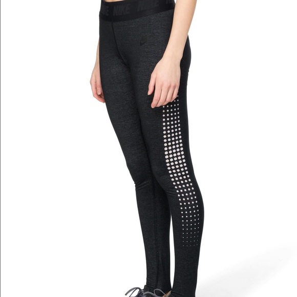 SOLD- Nike Burnout Stirrup Leggings - Picture 3 of 4