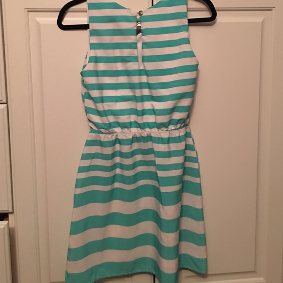 Stripped Dress - Picture 2 of 4