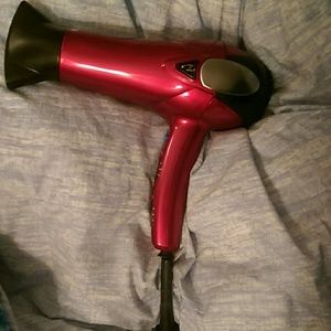 3 speed Blow dryer with retractable cord