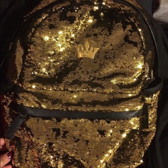 backpack - Picture 2 of 4