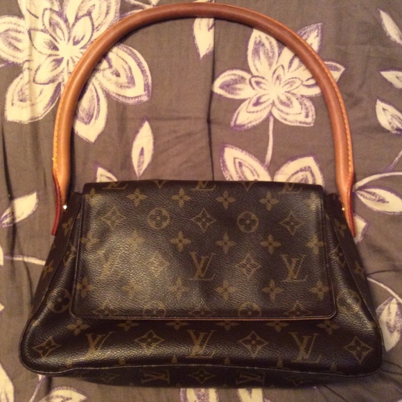 Louis Vuitton Mini-Loop