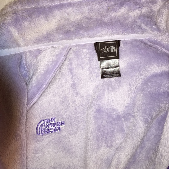 North face - Picture 2 of 3